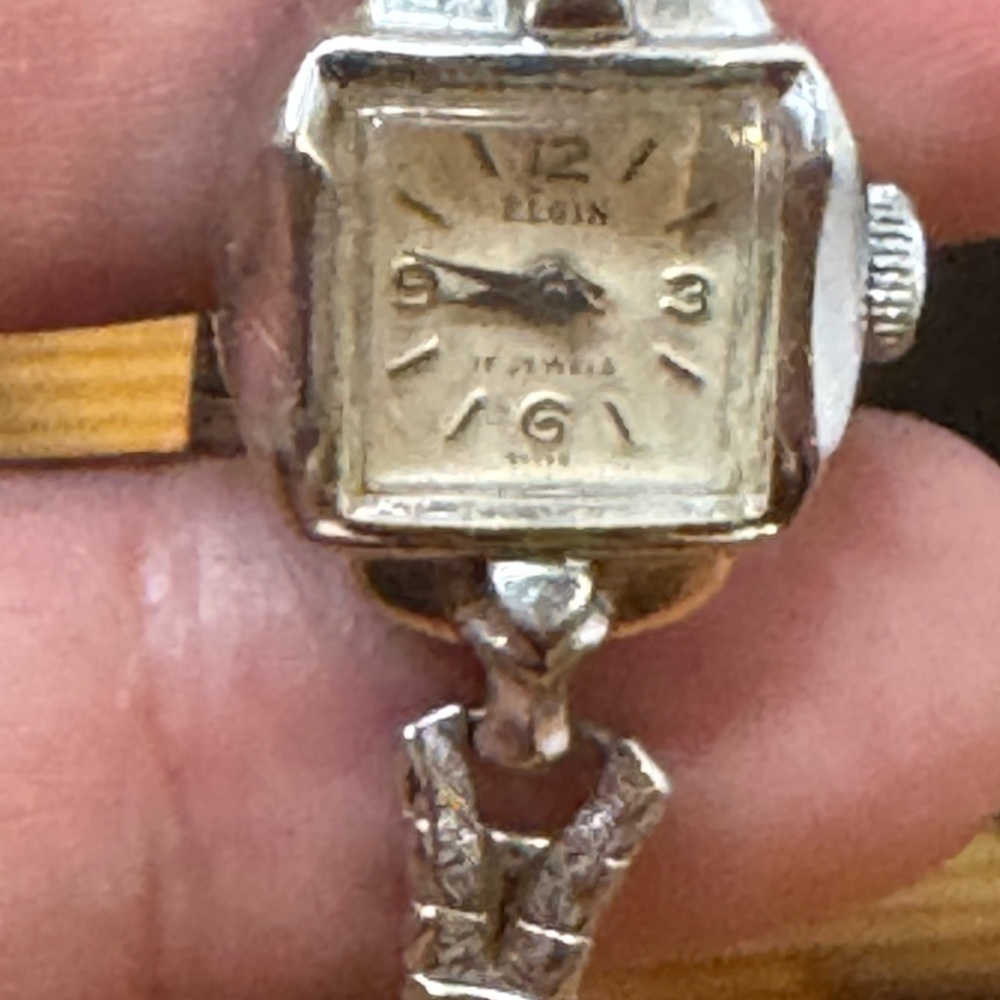 Elgin vintage mechanical manual 10 k gold filled 17 jewels swis - Picture 7 of 11